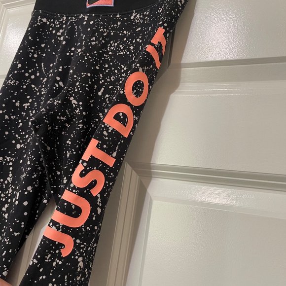 Nike Leg-A-See JDI High Waist Leggings - Picture 3 of 7